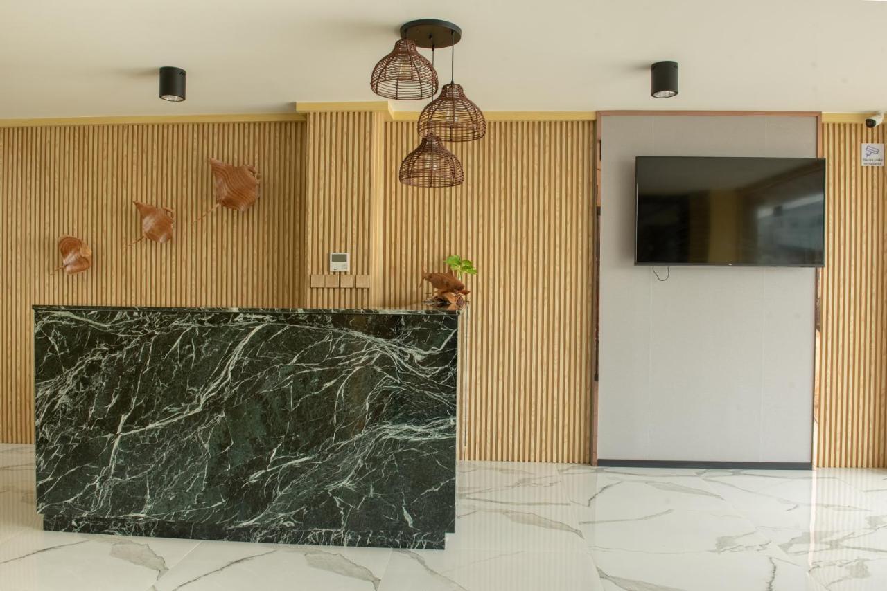 Swarn By Hawks Hotels Kamadhoo Exterior foto