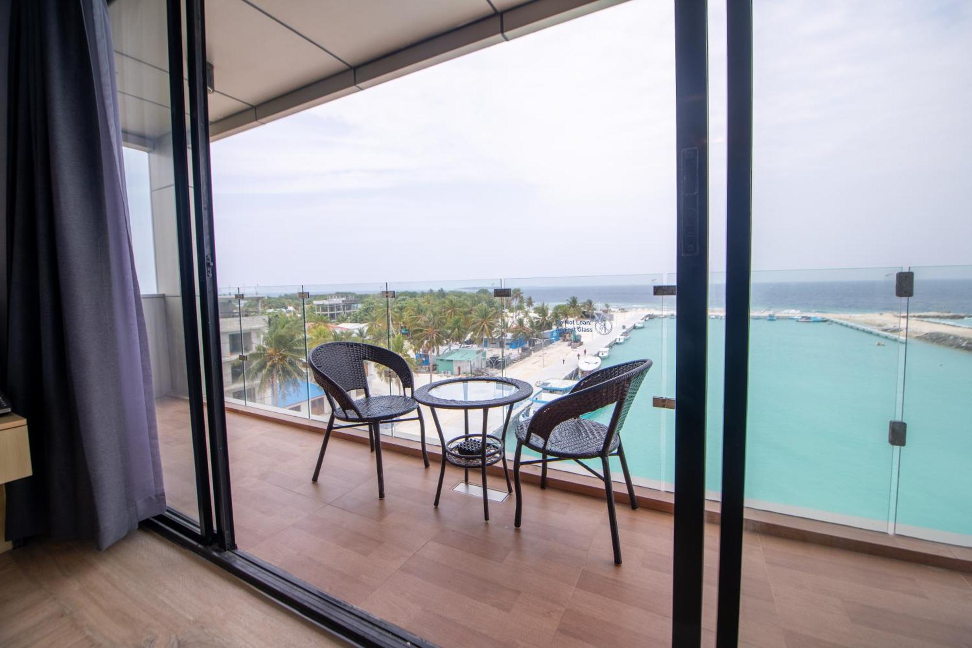 Swarn By Hawks Hotels Kamadhoo Exterior foto